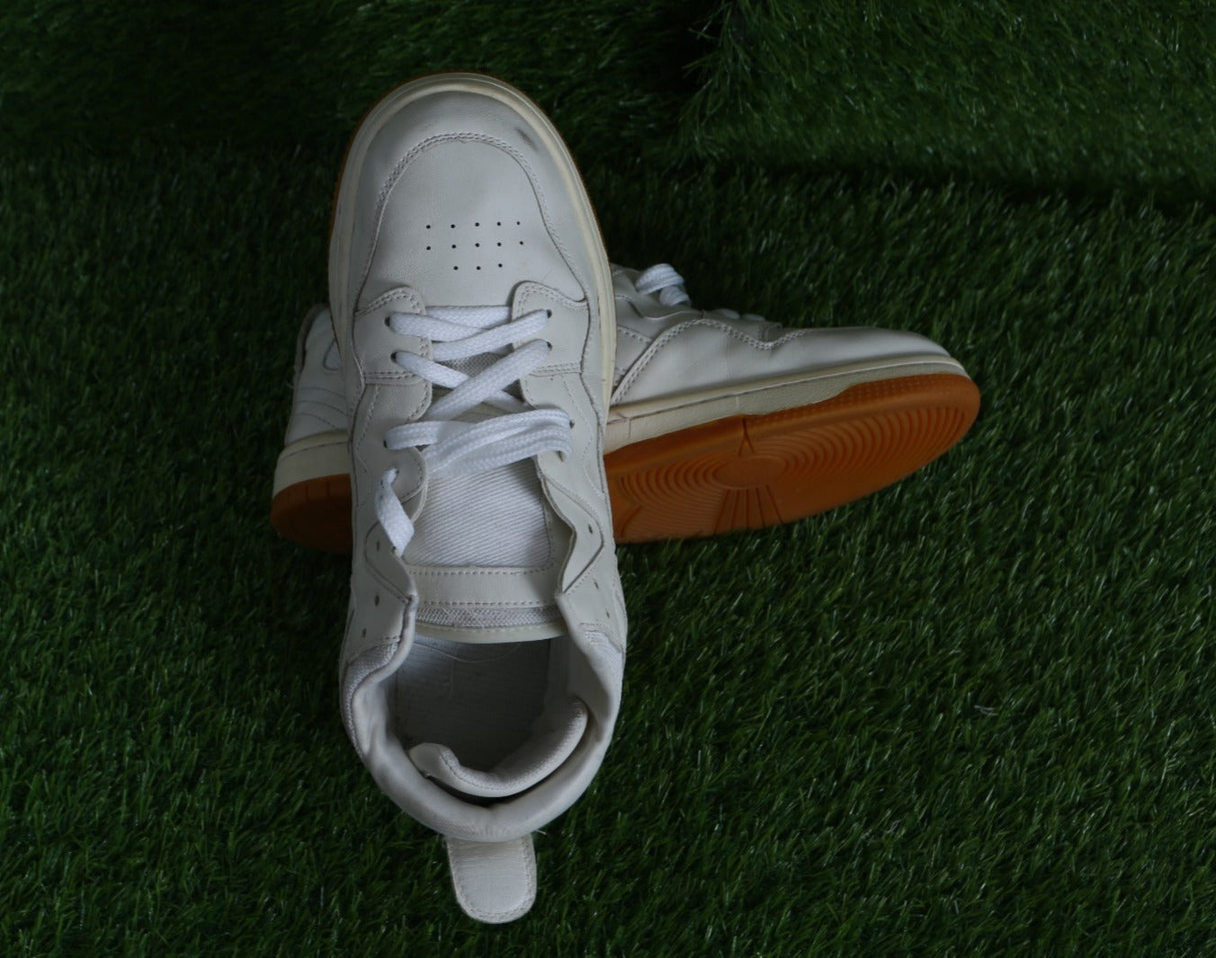 Li-Ning Wave Pro 'White Gum' Heritage Edition