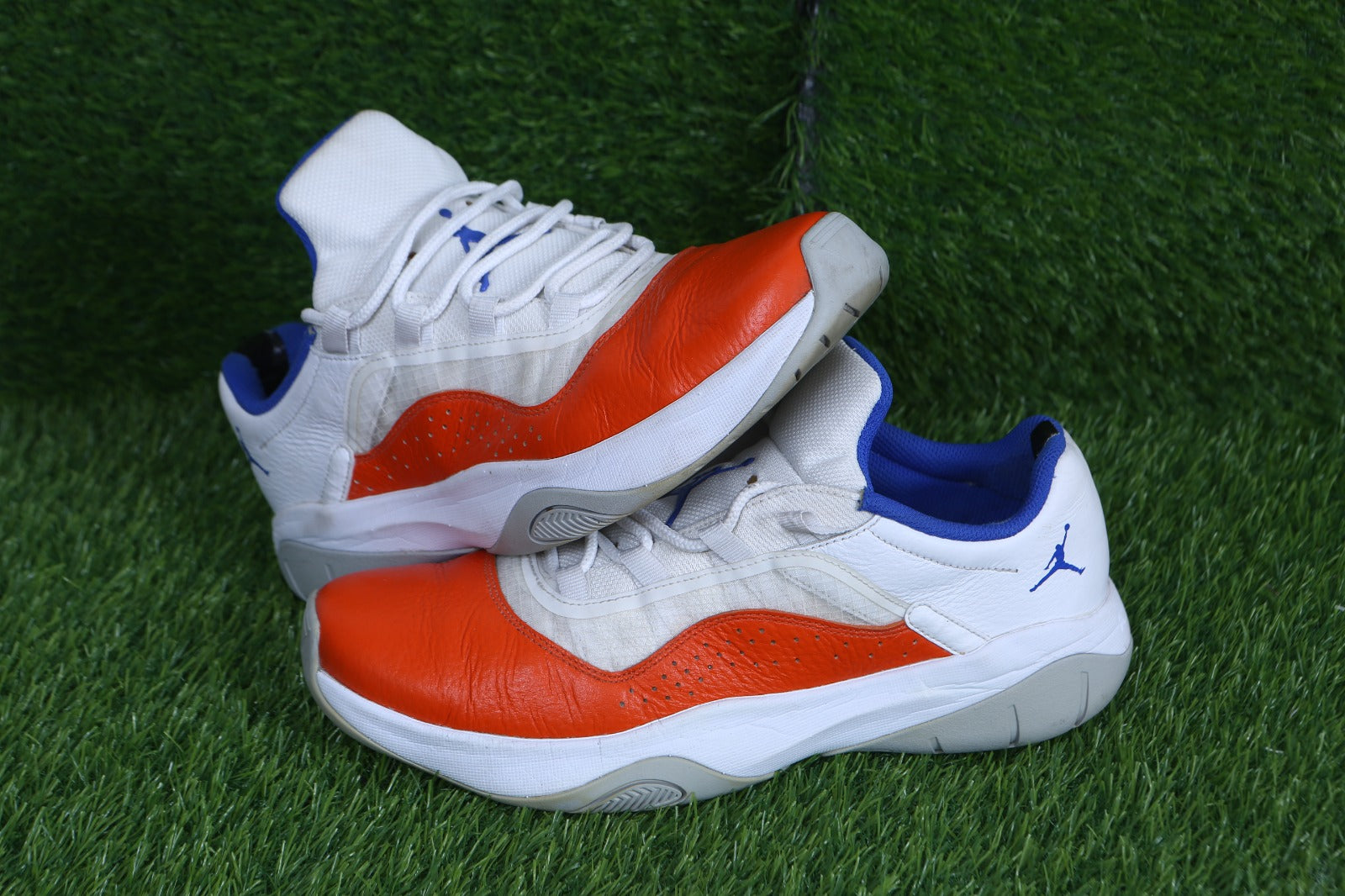 Air Jordan 11 CMFT Low  'Shattered Orange' Edition